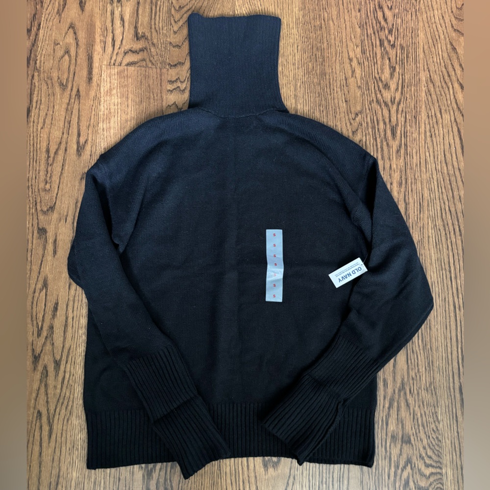 NWT Old Navy Black Turtleneck Sweater